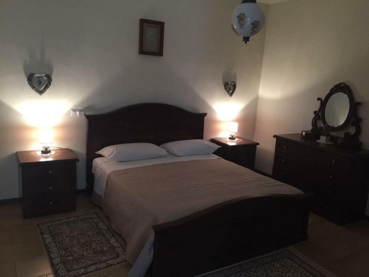 Felix House Bed and Breakfast Codevilla Buitenkant foto