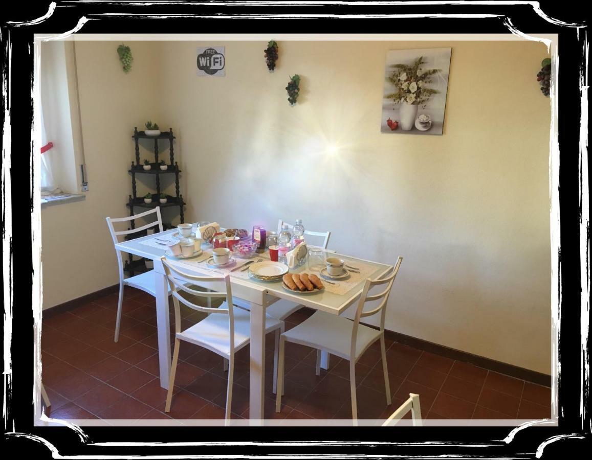 Felix House Bed and Breakfast Codevilla Buitenkant foto